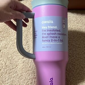 Owala 40oz Insulated Travel Mug in Electric Orchid